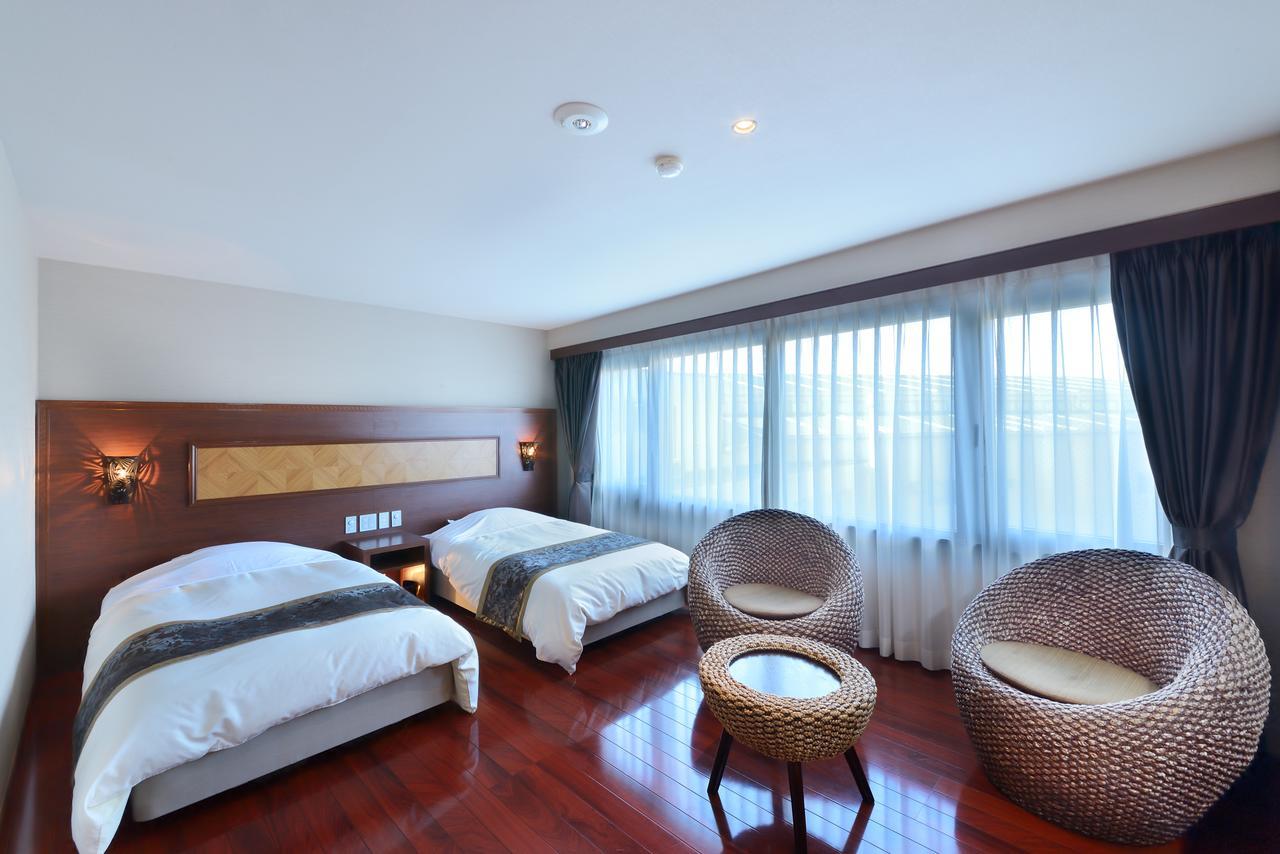 Kami Amakusa Uminoyasuragi Hotel Ryugu מראה חיצוני תמונה