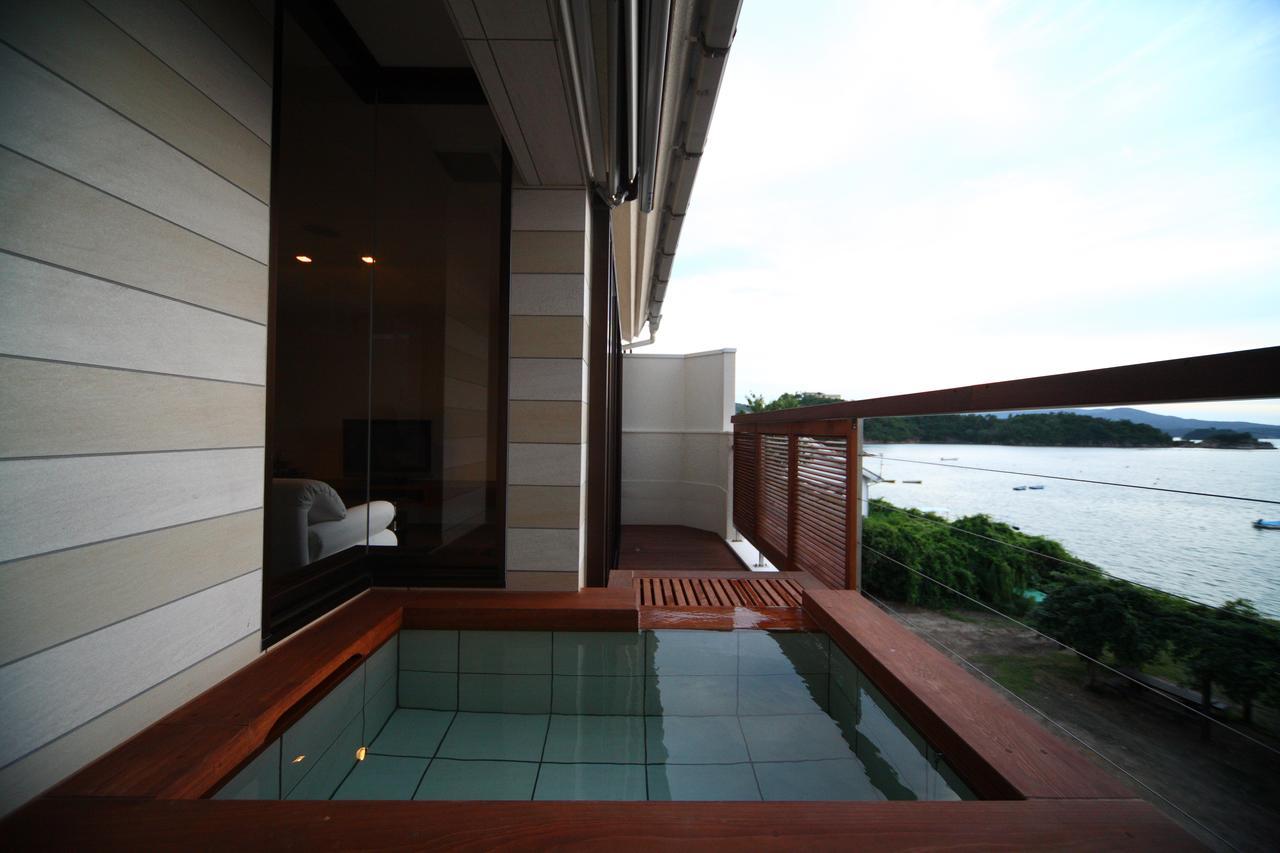 Kami Amakusa Uminoyasuragi Hotel Ryugu מראה חיצוני תמונה